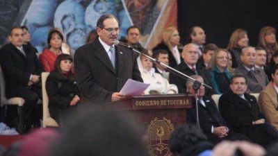 Alperovich: "Usted no est� sola en esta patriada�