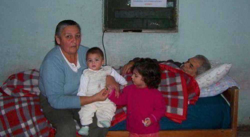 Familia pide ayuda ante inminente desalojo