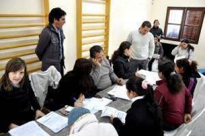 2500 chaque�as participar�n del programa Ellas Hacen