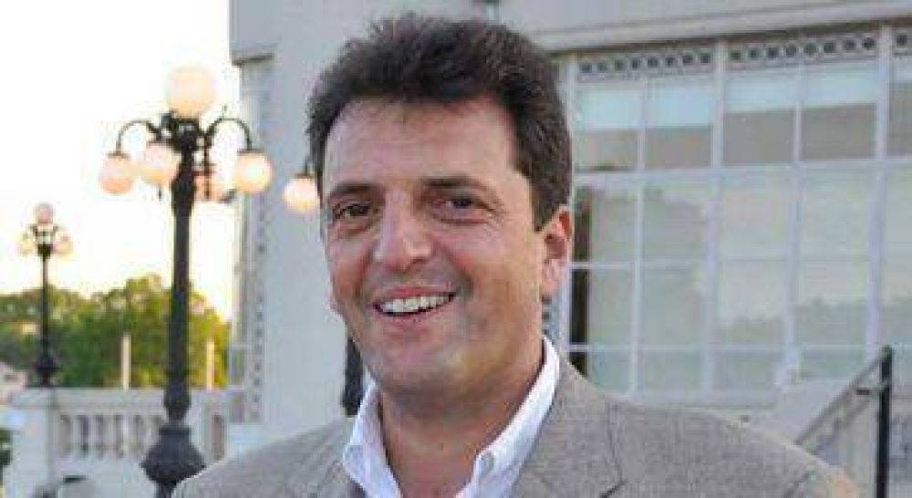 Massa tampoco quiere "intendentes eternos"