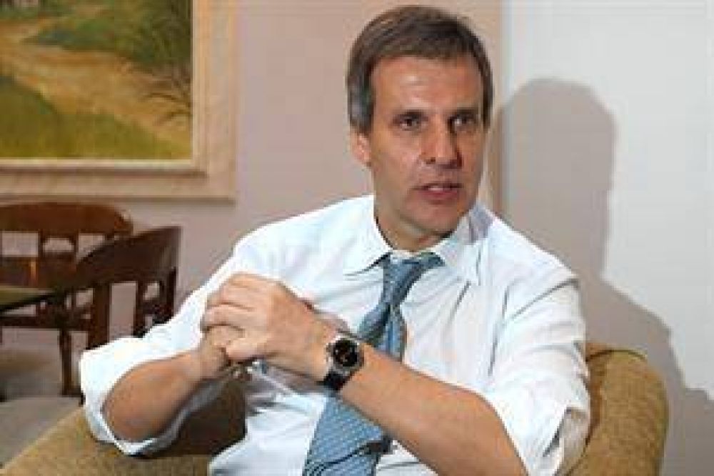 Mart�n Redrado: "Creen que apretando a los empresarios y a la gente van a traer d�lares"