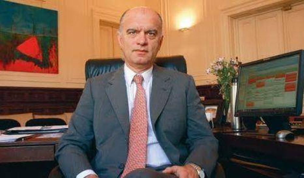 "Pagar�n impuestos quienes blanqueen d�lares"