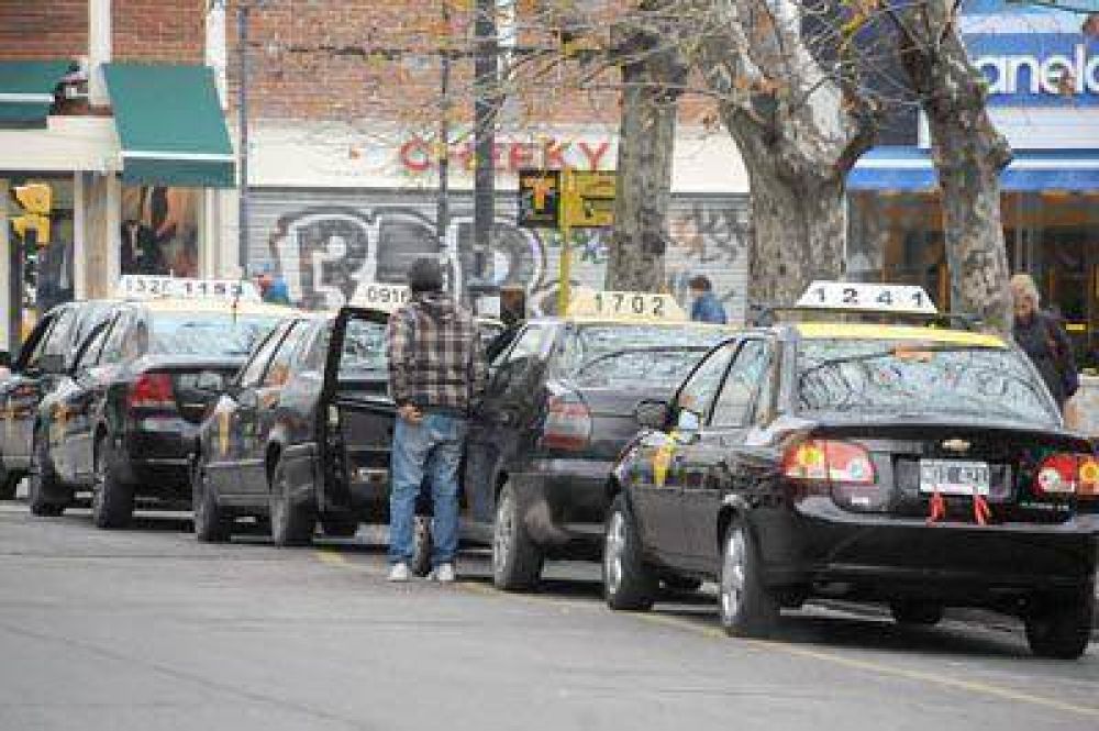 Conductores y peones no est�n convencidos del cambio en los taxis