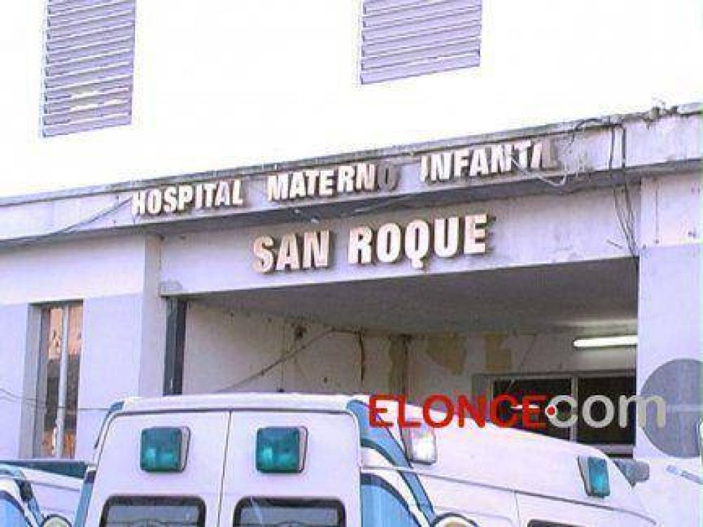 Trasladan a Paran� a la beba quemada al caerse una vela sobre la cama