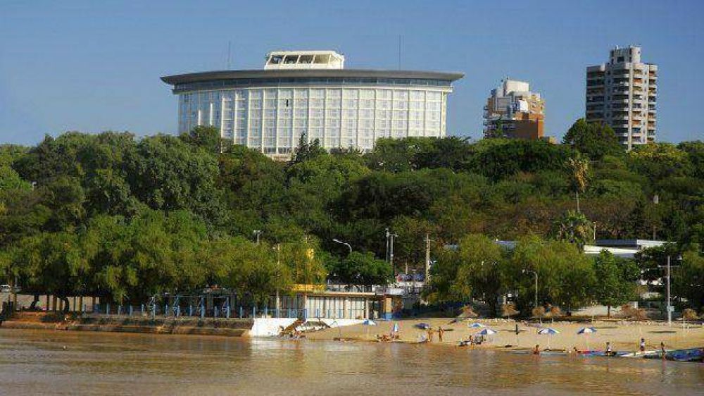 El r�o super� los cuatro metros en Paran� 
