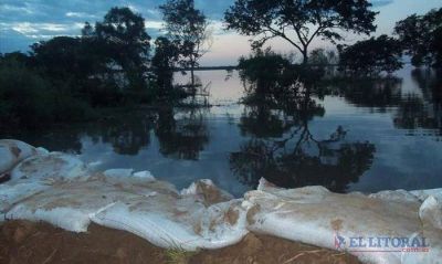 Volvieron a sus casas unas 13 familias que fueron evacuadas