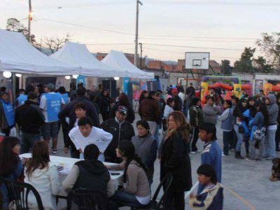 �Por mi barrio� en Capital