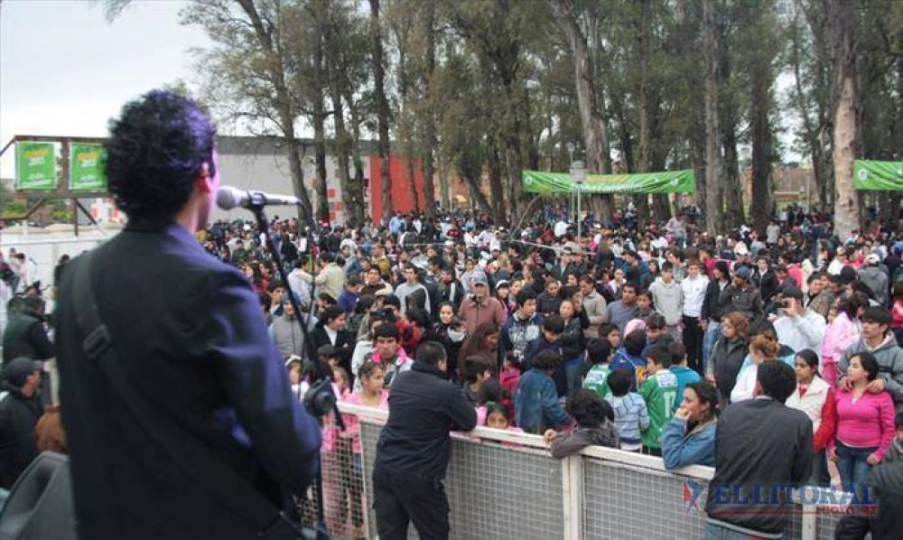 Denuncian que recital de cumbia carec�a de permiso y que estimula a seguidores