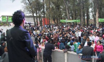 Denuncian que recital de cumbia carec�a de permiso y que estimula a seguidores