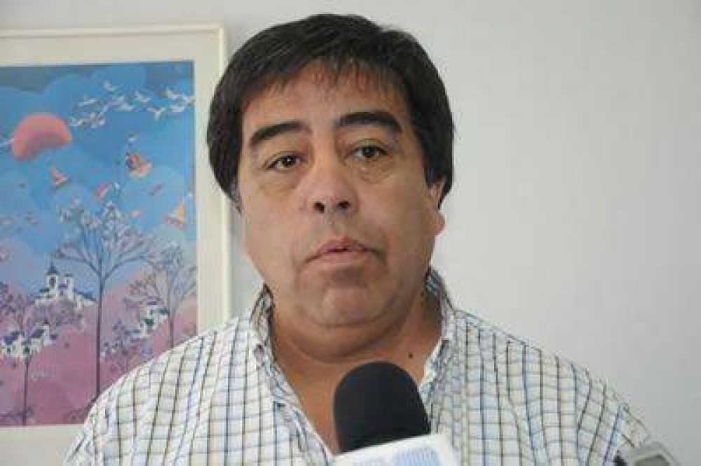 Contreras neg� las presiones a directivos del hospital de Caleta