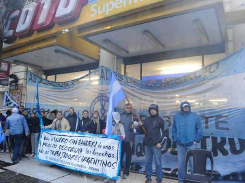 Los empresarios y los supermercadistas est�n a favor del descanso dominical