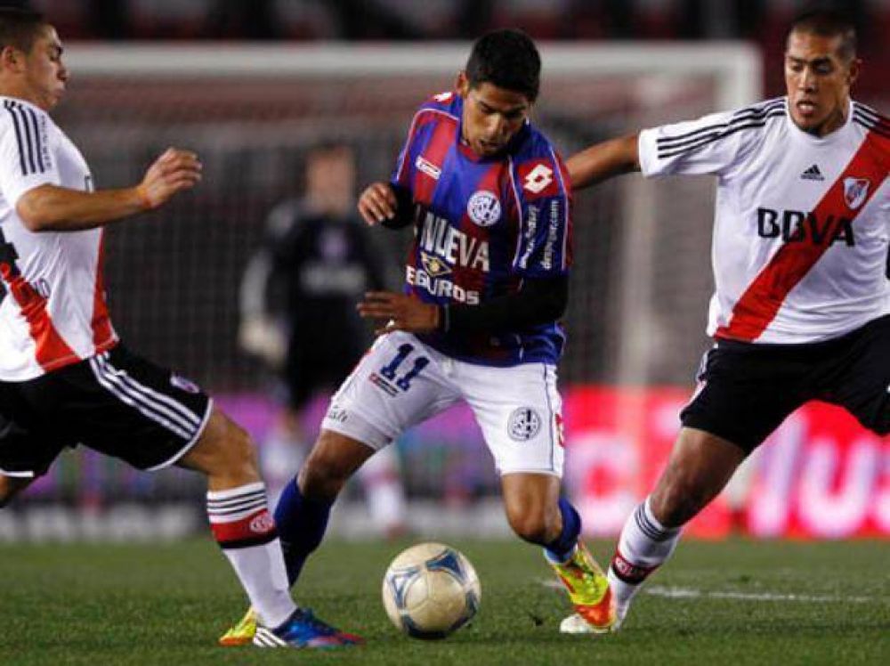 Central: Jara y Echeverr�a ya est�n llegando para reforzar el equipo canalla