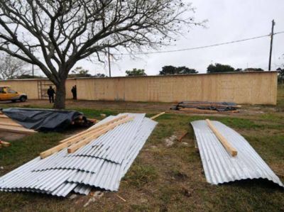 Santa Fe ya levant� 18 m�dulos para evacuados