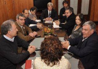 Bolinaga y Dura�ona en Mrio. de Agricultura.	