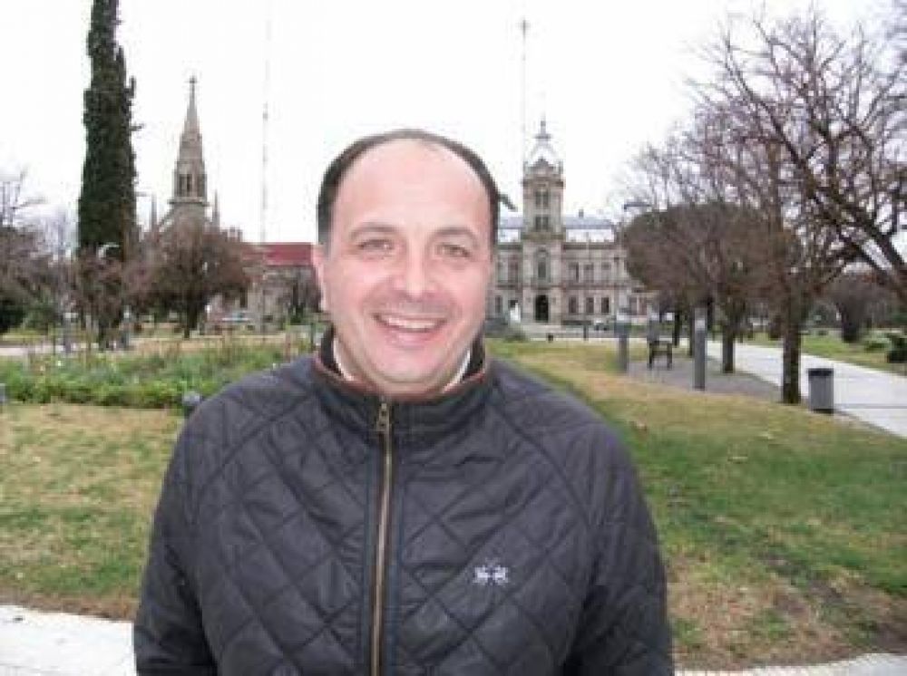 Pablo Garate: "Tres Arroyos debe mejorar en empleo y seguridad"