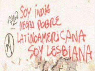Desproporcionado operativo contra mujeres que hicieron una pintada