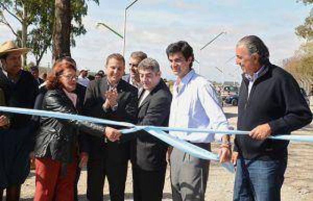  �Mi compromiso sigue siendo con los m�s humildes�, dijo Urtubey en la inauguraci�n de obras en Met�n