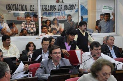Ampl�an beneficios para ex combatientes de Malvinas