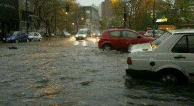 Rige un alerta por fuertes tormentas en la Provincia y La Plata