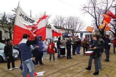 Papelera: "El objetivo fue pedirle al Dr. Tato que tenga en cuenta la situaci�n de los trabajadores"