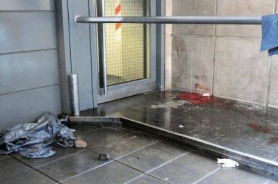 Encuentran muerto a un hombre en plena calle del centro porte�o