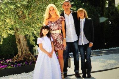 Al Cata D�az le lleg� el "transfer" de su mujer para jugar en Boca