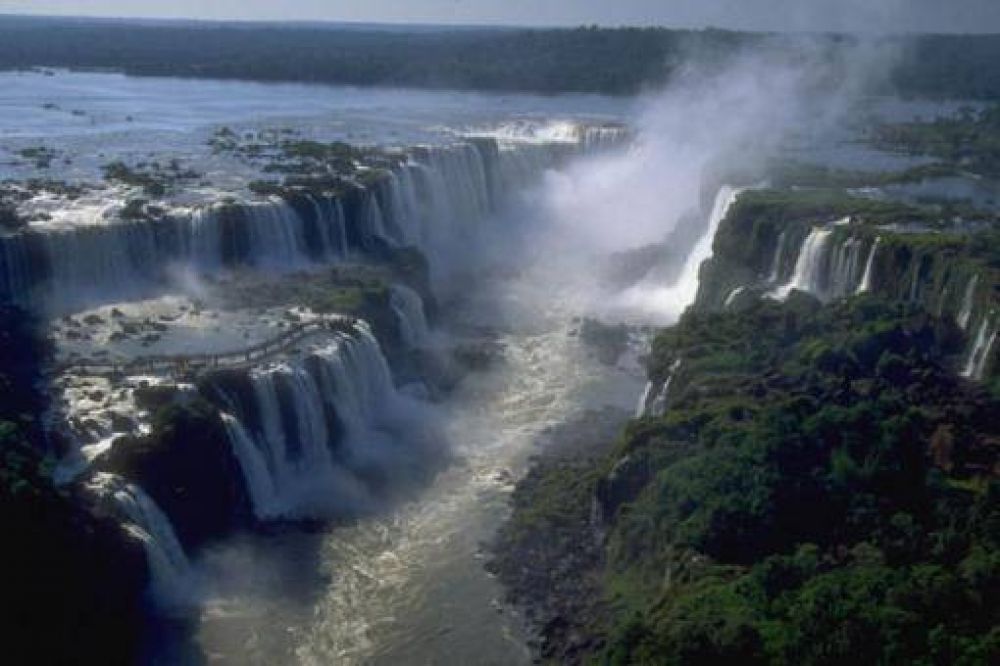 Con un 95% de reservas, en Cataratas aguardan el inicio de las vacaciones en Capital y Buenos Aires