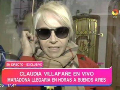 Claudia Villafa�e: "Diego se organiza la vida solito"