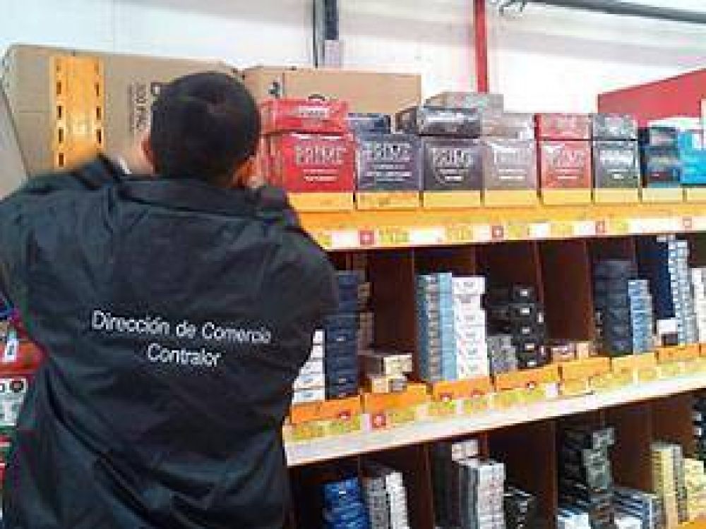 Contin�an los controles en supermercados de San Mart�n por Municipalidad
