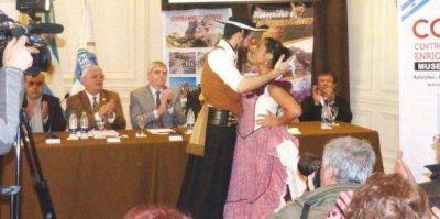 Arranca el Cosqu�n de Pe�as