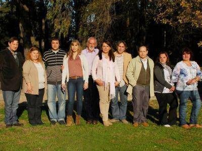 CARINA PONCE PRESENTA LA LISTA DEL FPV �CELESTE Y BLANCA K�