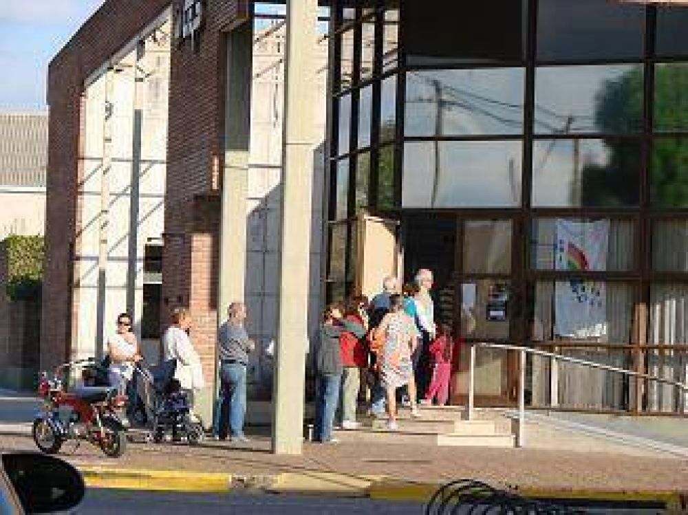 Convenio con la CEyS: la Cooperativa de Mechita inaugur su local de venta de electrodomsticos