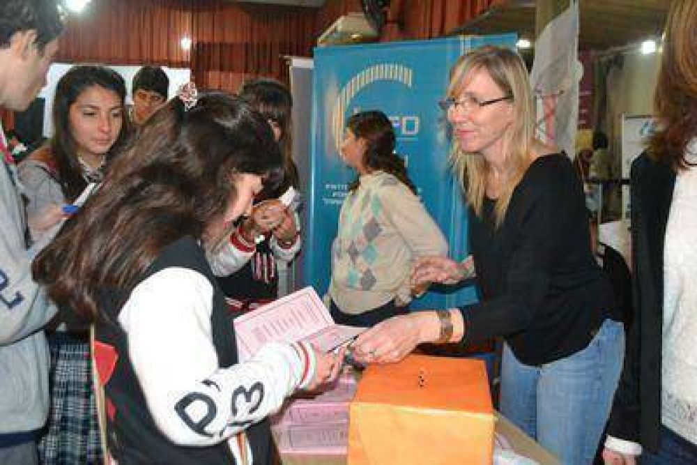 La Feria de las Carreras de Gualeguaych� como vidriera de posibilidades a elegir