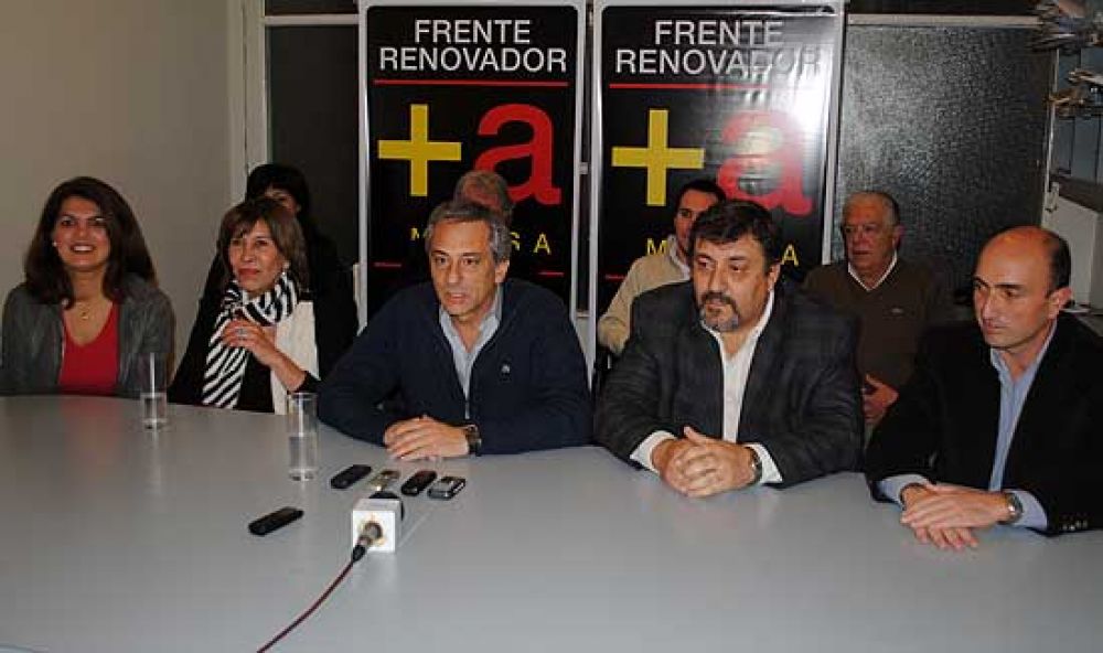 El eseverrismo sum� a Silly Cura a su bloque en el Concejo