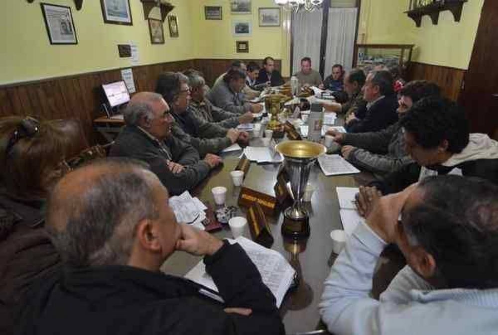 SE DEFINIERON LAS CANCHAS PARA LA �LTIMA FECHA DE PRIMERA DIVISI�N