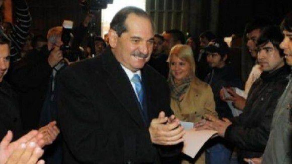 Alperovich conf�a en que repuntar� el precio del az�car