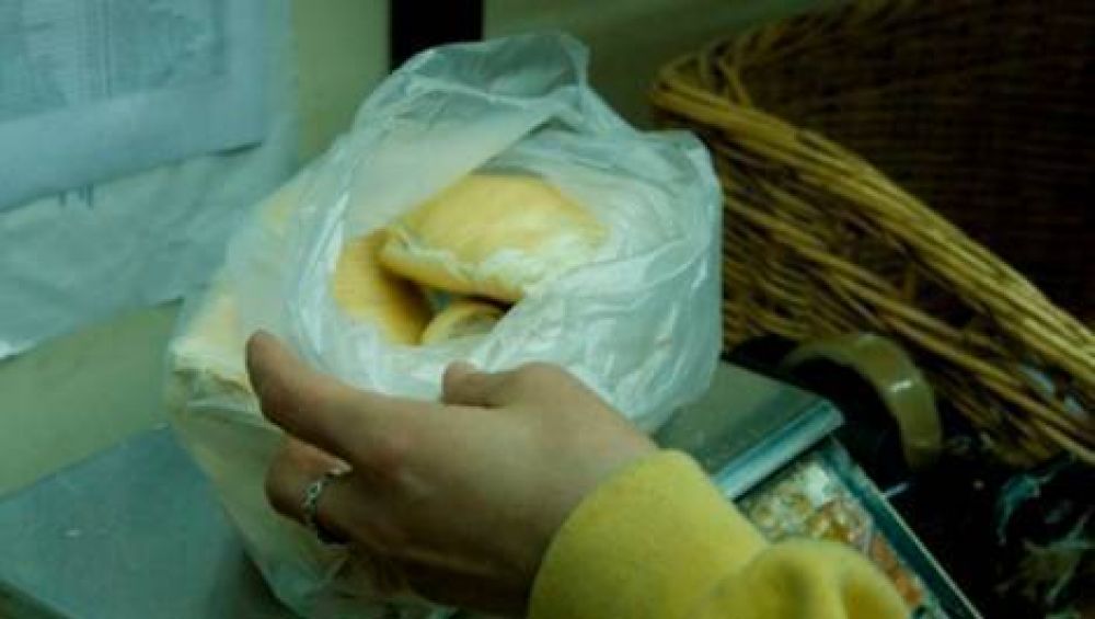 La venta de pan cayó entre un 20 y un 25 por ciento