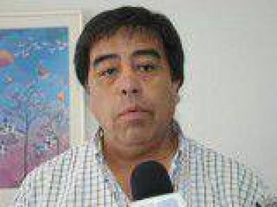Contreras neg� las presiones a directivos del hospital de Caleta Olivia.