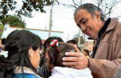 Rodolfo Urtubey: "Necesitamos Senadores que sean parte del mismo equipo que est� gobernando Salta"