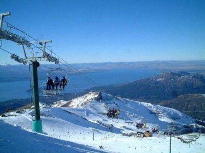 Cerro Catedral: descarril� una aerosilla y hay cuatro heridos graves