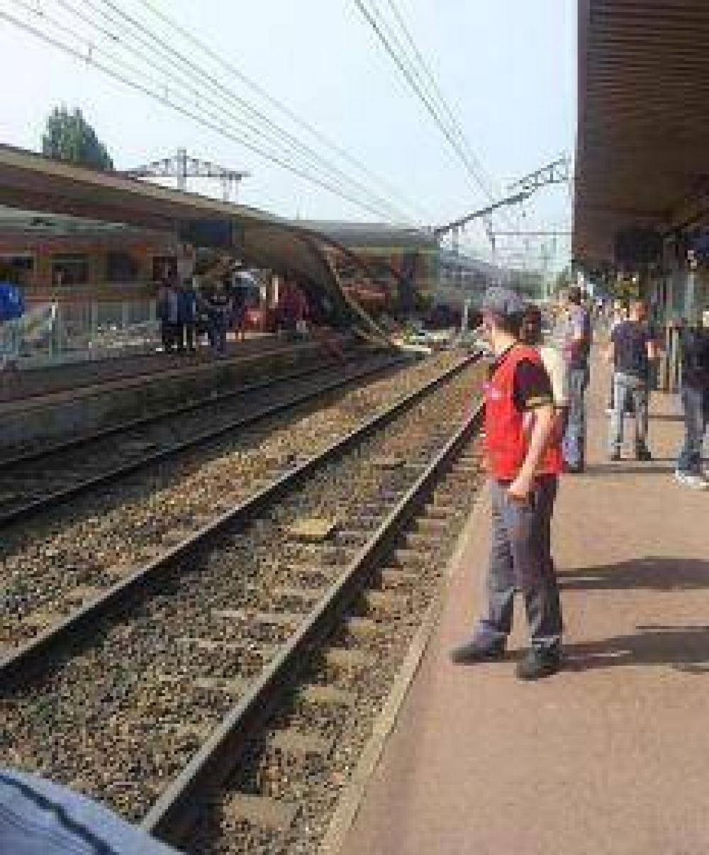 Al menos 8 muertos por un accidente ferroviario en Francia