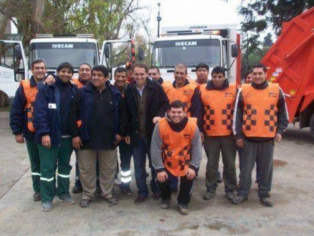 Katopodis present� los nuevos camiones municipales de recolecci�n