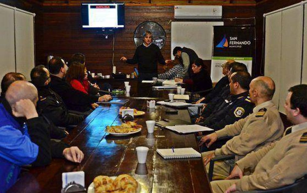 Buscan coordinar fuerzas de seguridad, rescate y asistencia