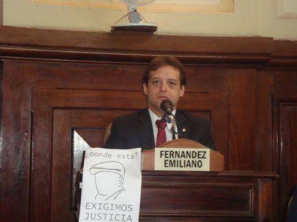 Emiliano Fern�ndez, sobre los damnificados: �Se les deber�a eximir del cobro de la tasa SUM hasta fin de a�o�