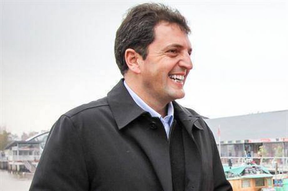 Massa visita a sus aliados y recibe otro apoyo de Pro