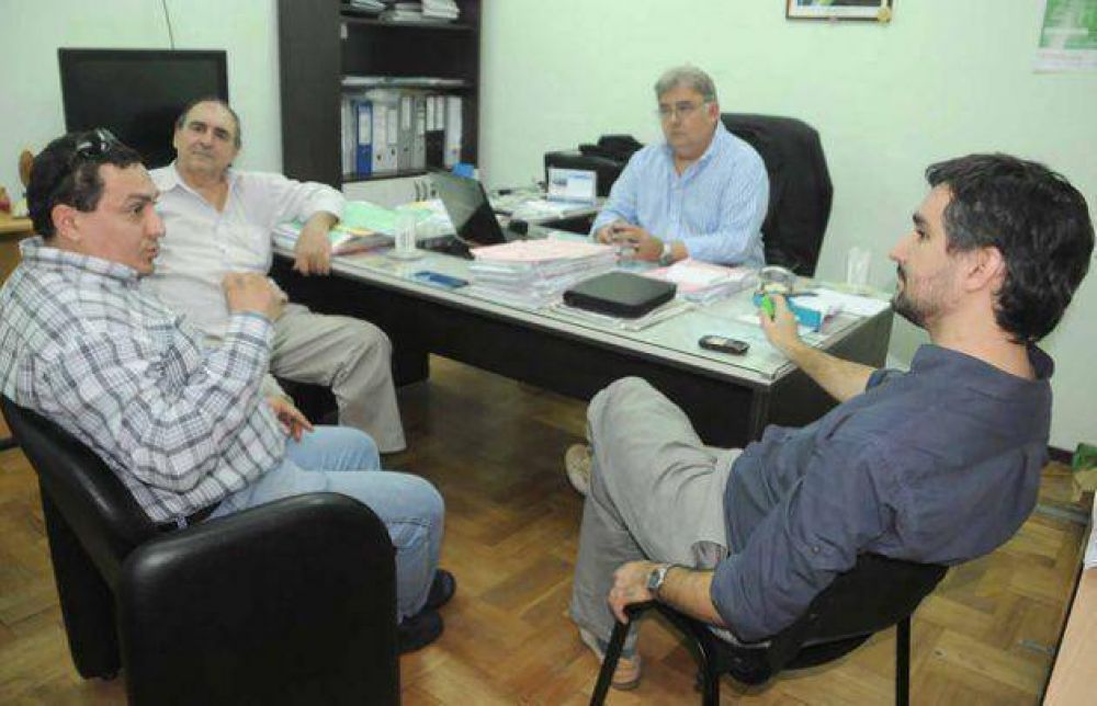 Acuerdo con panaderos del Chaco para comercializar el kilo de pan a 10 pesos