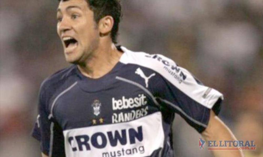 El volante central Mat�as Escobar, a un paso de fichar para Boca Unidos