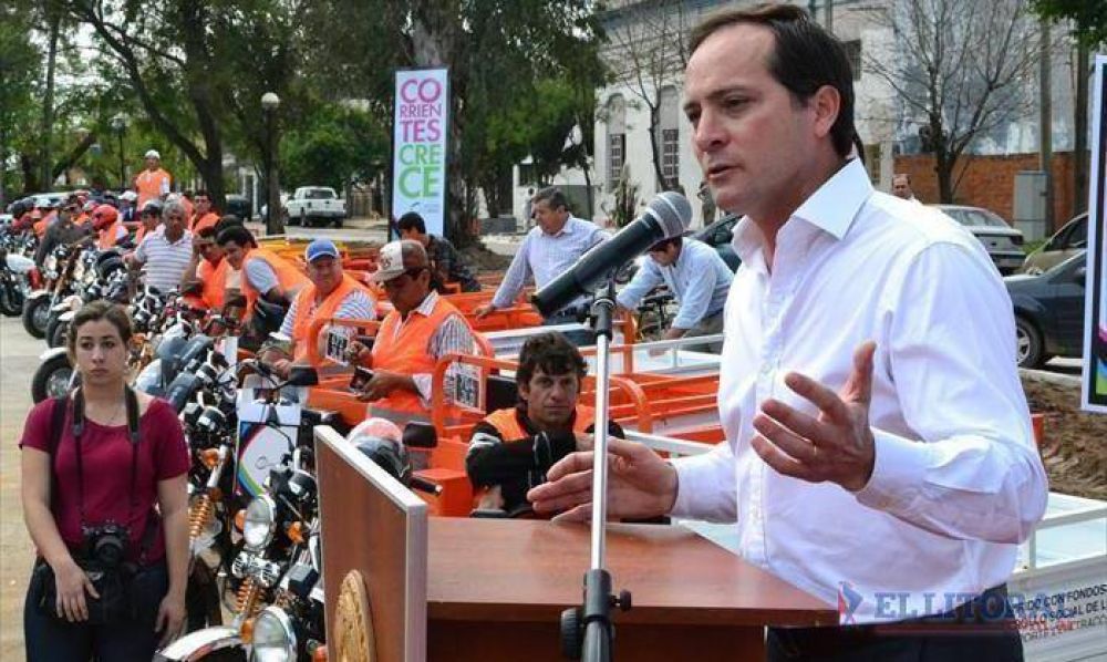 A cambio de carros y caballos, Camau entreg� 28 motocargas