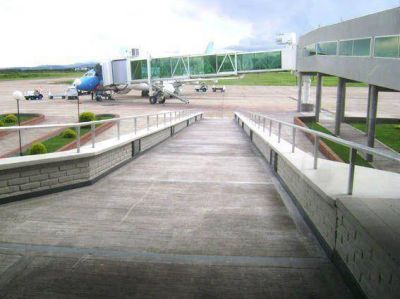 Se intensifica la llegada de turistas por v�a a�rea