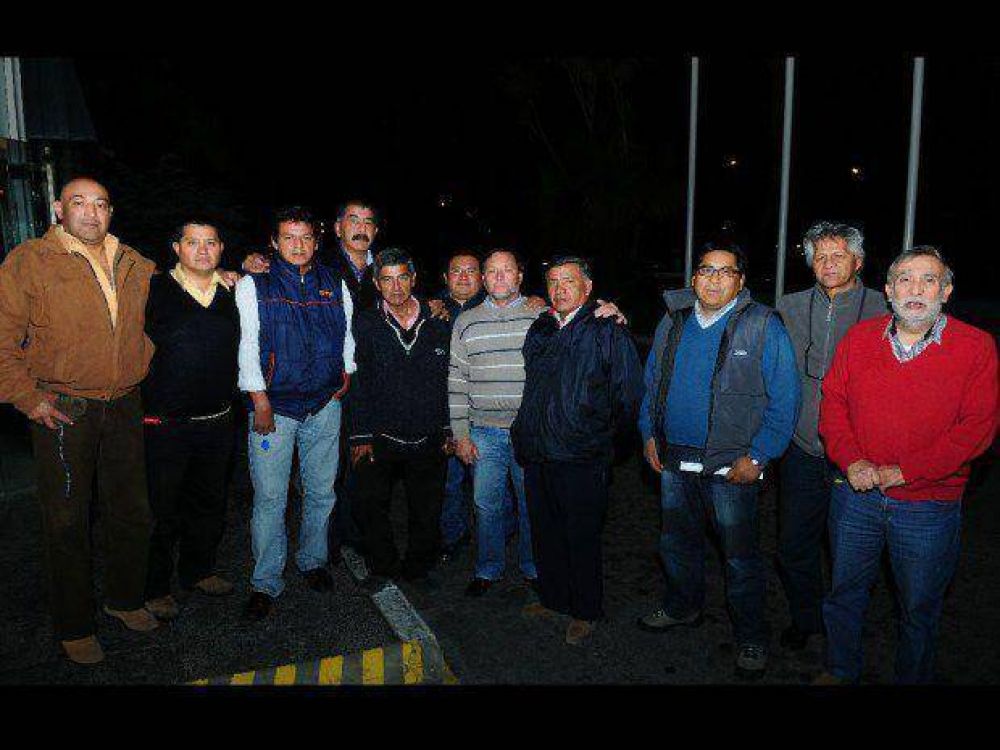 Taxistas acordaron una mesa sectorial